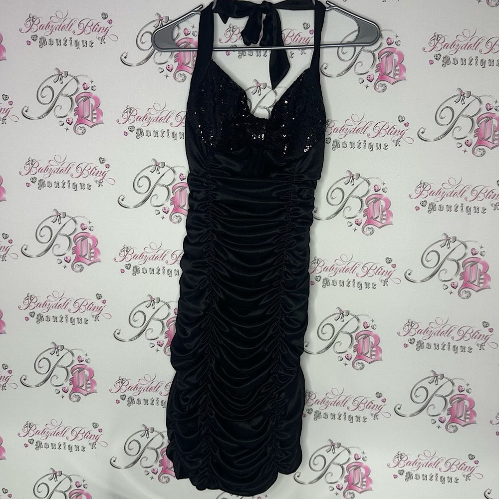 Le chateau dress halter sequin Elegant Black Sequin Dress